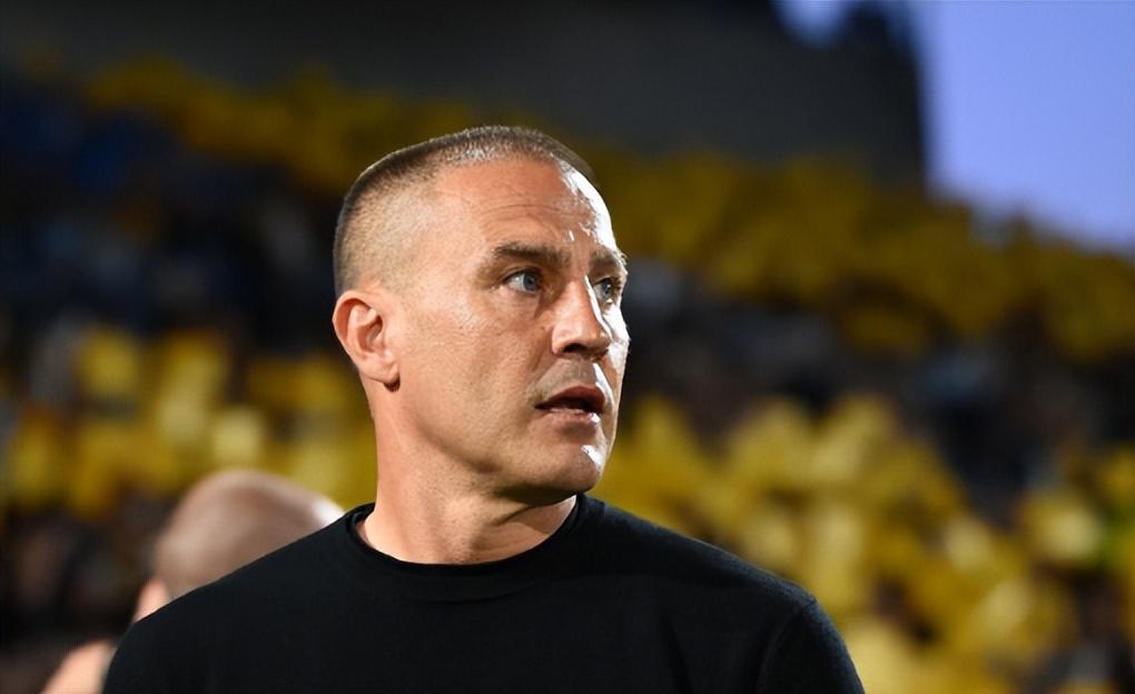 开云体育官网-卡纳瓦罗正式竞聘国足主帅,已向足协提出申请,球迷热议