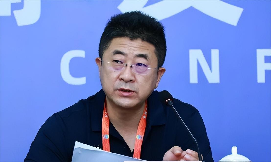 开云体育官网-卡纳瓦罗正式竞聘国足主帅,已向足协提出申请,球迷热议