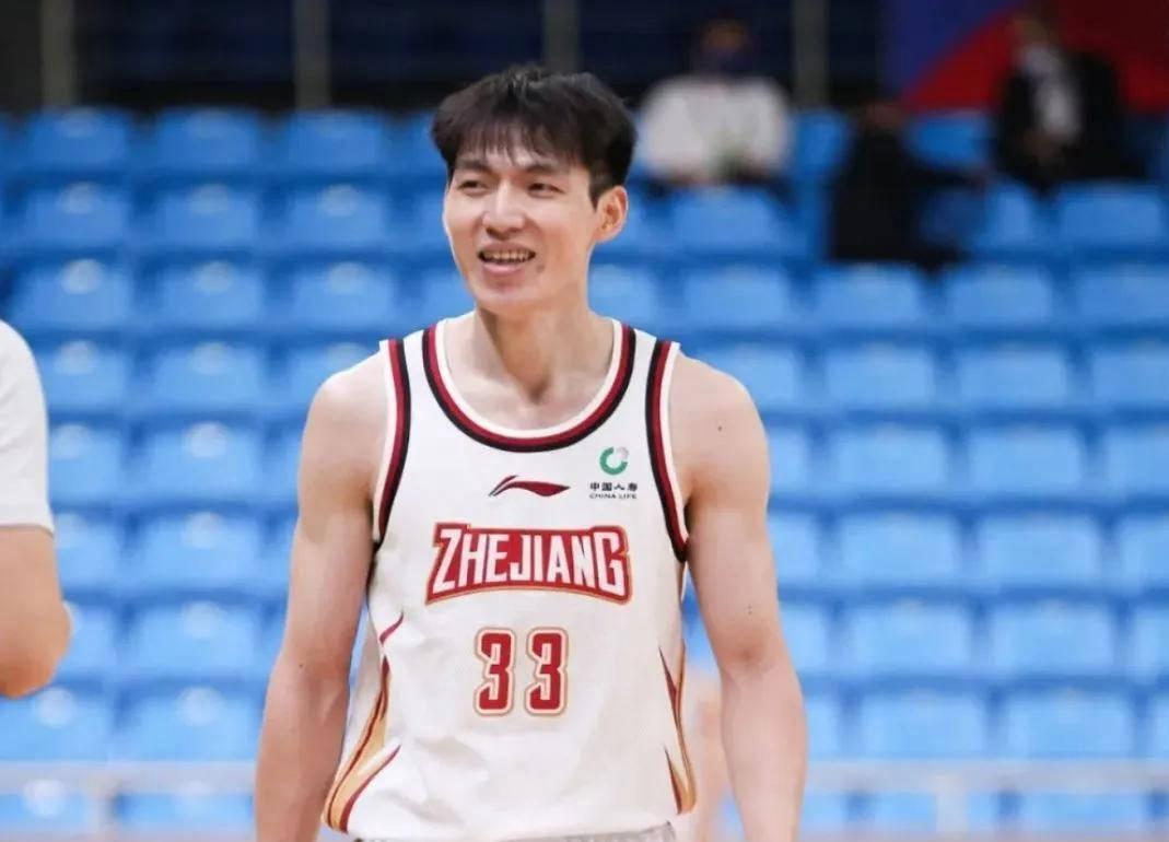 开云体育官网-CBA本赛季,“神一场鬼一场”的4大球星