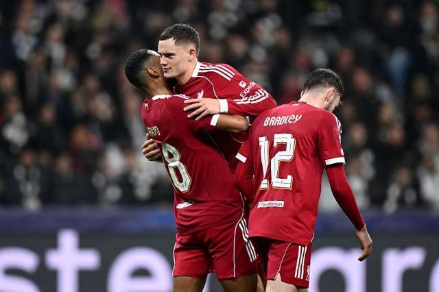 1761174226863075428.jpg kaiyun体育官网-【欧冠】埃基蒂克弑旧主维尔茨2助攻,利物浦5-1法鹰