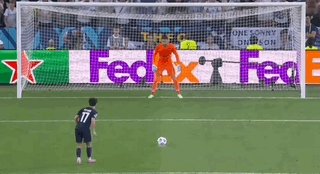 1755122878883052206.gif 【欧超杯】2比2绝平+新门将立功 巴黎点杀热刺捧杯