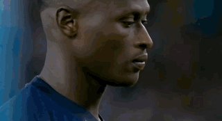 1755122918598075214.gif 【欧超杯】2比2绝平+新门将立功 巴黎点杀热刺捧杯