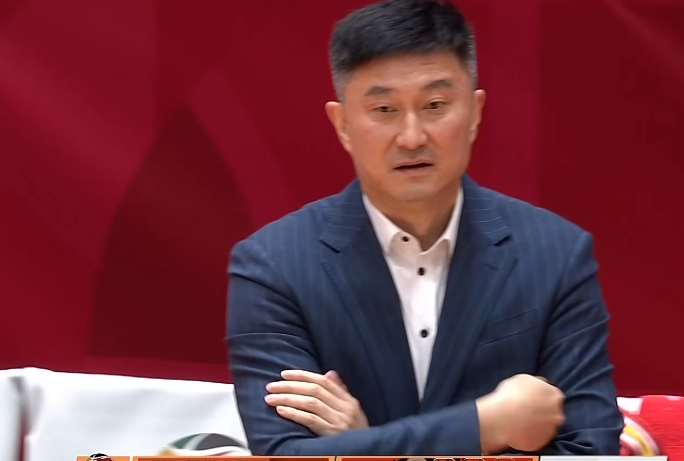 开云体育官网-3消息!杜锋深夜发声,焦泊乔被辽篮球迷辱骂,朱芳雨买断王少杰