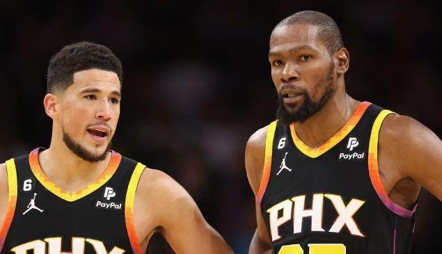 1744526600822072698.png 开云体育-选秀权被火箭死死拿捏 交易KD与布克是太阳唯一解