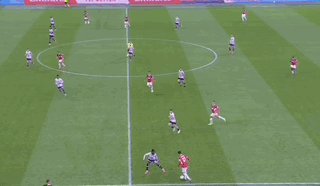 1729378974139068073.gif kaiyun-【意甲】丘库埃泽破门,10人米兰1比0乌迪内斯