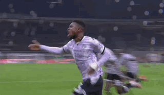 1729379048610001940.gif kaiyun-【意甲】丘库埃泽破门,10人米兰1比0乌迪内斯