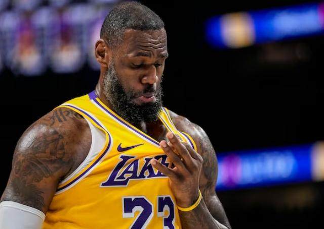 佩林卡强调詹姆斯没插手选帅 备三年顶薪只待签字