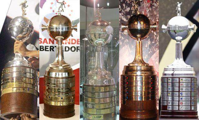 1699450902873087233.jpg kaiyun体育官网-揭秘解放者杯冠军奖杯 真杯4个 只2队永久留真杯