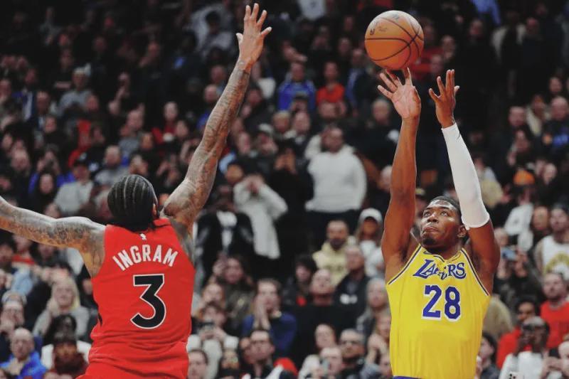 开云体育下载-进攻完美防守白给的八村塁,是继续留队还是远走高飞?