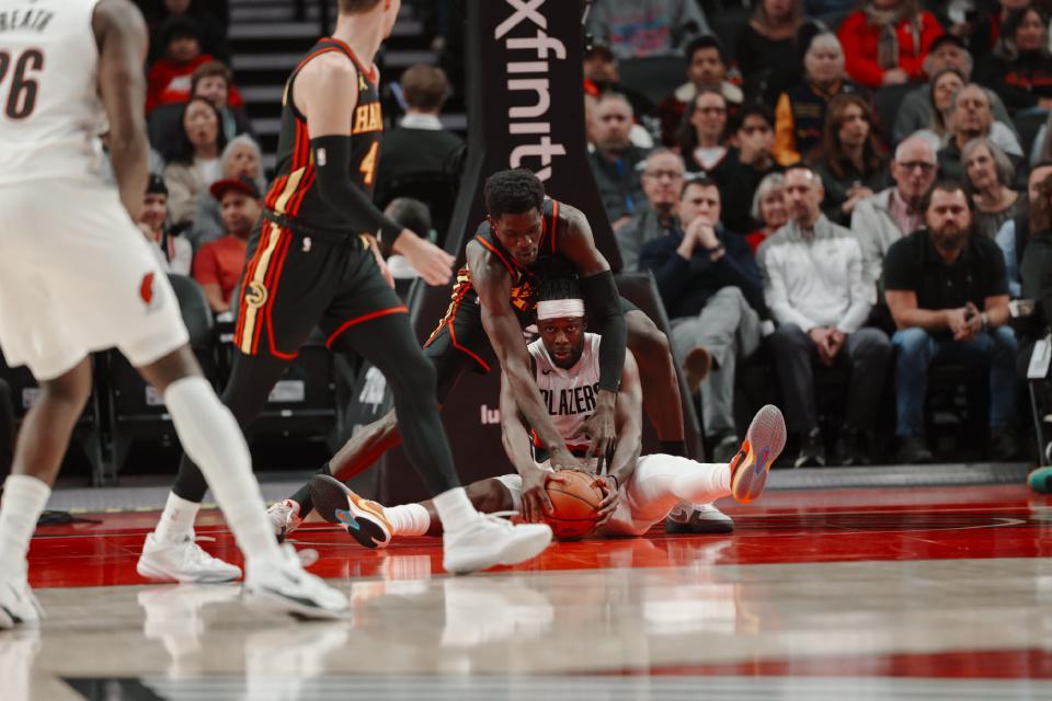 kaiyun体育官网-开拓者大胜老鹰!轰22分7板3助1断2帽后 杨瀚森被火速召回仍遭DNP