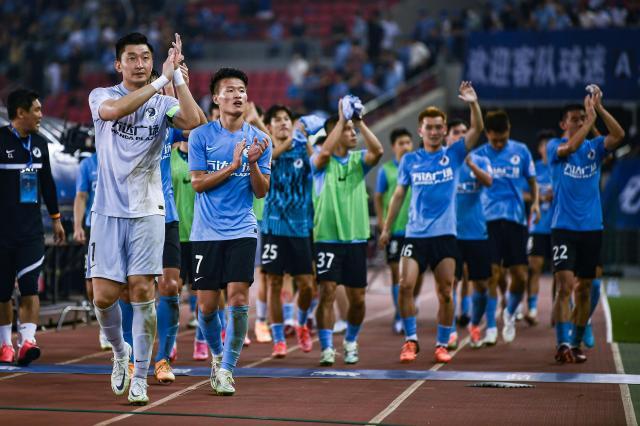 开云体育-半场重燃斗志不言弃 没有让15968名大连球迷失望