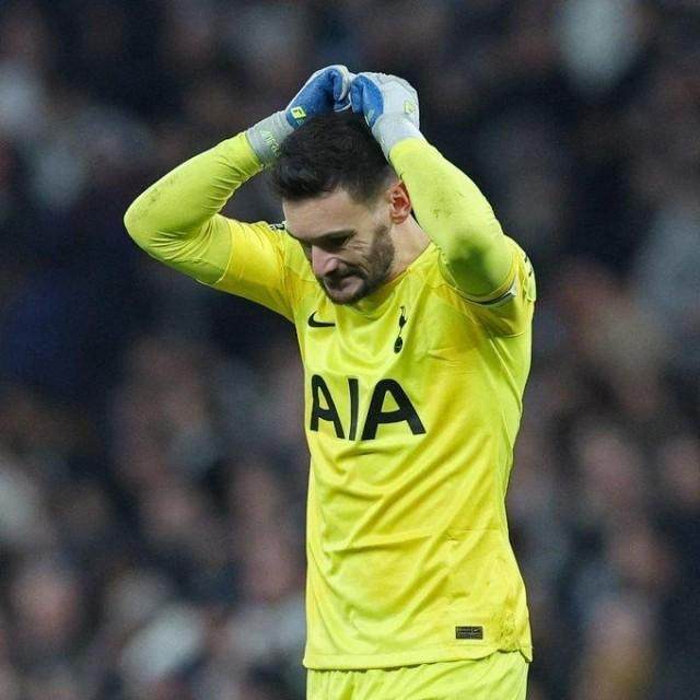 1675870079545087742.jpg 开云体育官网-【早报】巴黎法国杯翻车!如此状态咋踢拜仁?