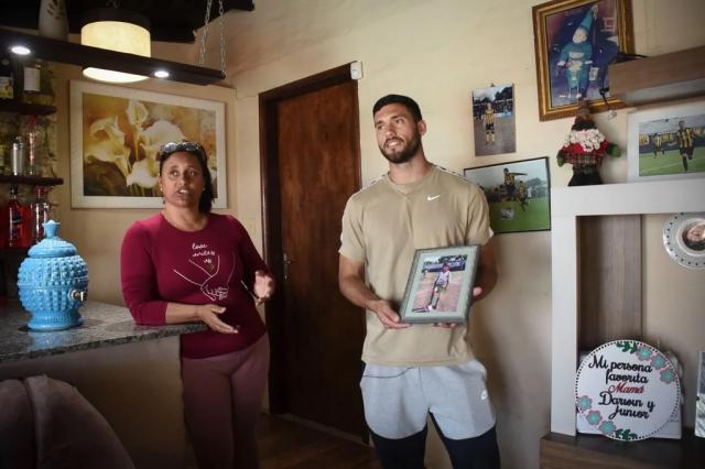 1667607195451005274.jpg 开云体育-达尔文·努涅斯的足球故事:小国小镇走出巨星