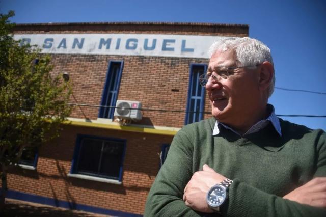 1667607265144015954.jpg 开云体育-达尔文·努涅斯的足球故事:小国小镇走出巨星