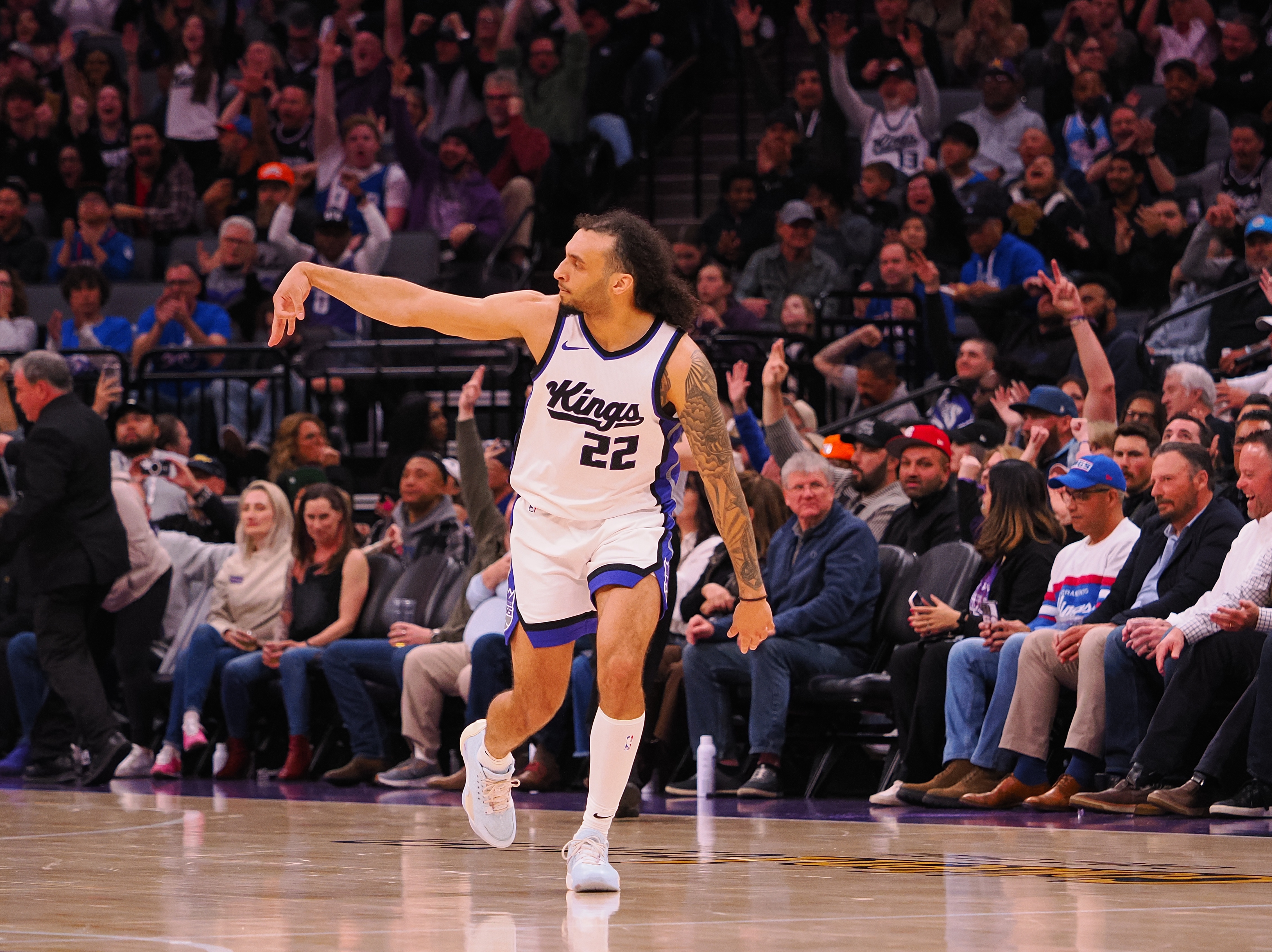 kaiyun-库明加交易构想:前往湖人或国王?与独行侠交易让克莱重回湾区?