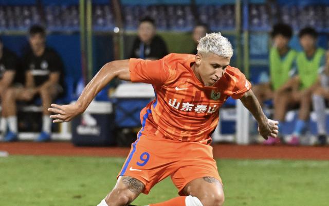 1659795739666000208.png 山东外援连续五轮进球 或组中超最强进攻组合?