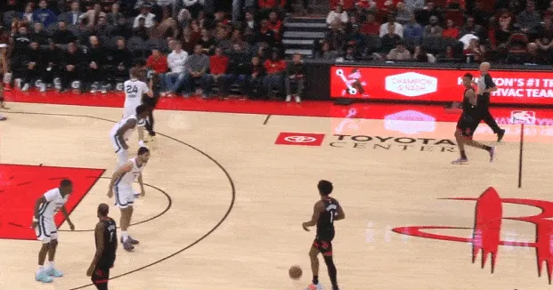 开云体育-查克|逐帧拆解:单场14助创生涯新高,镜头解析阿门传球表现