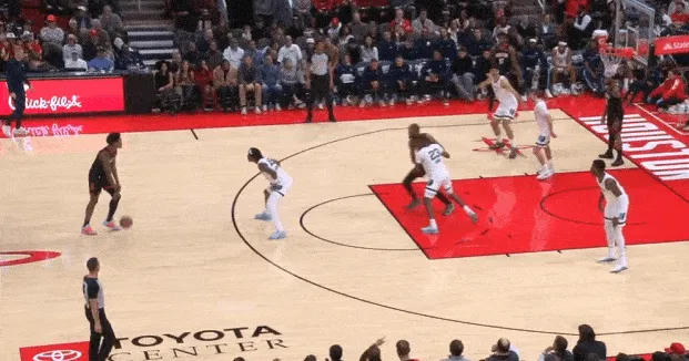 开云体育-查克|逐帧拆解:单场14助创生涯新高,镜头解析阿门传球表现