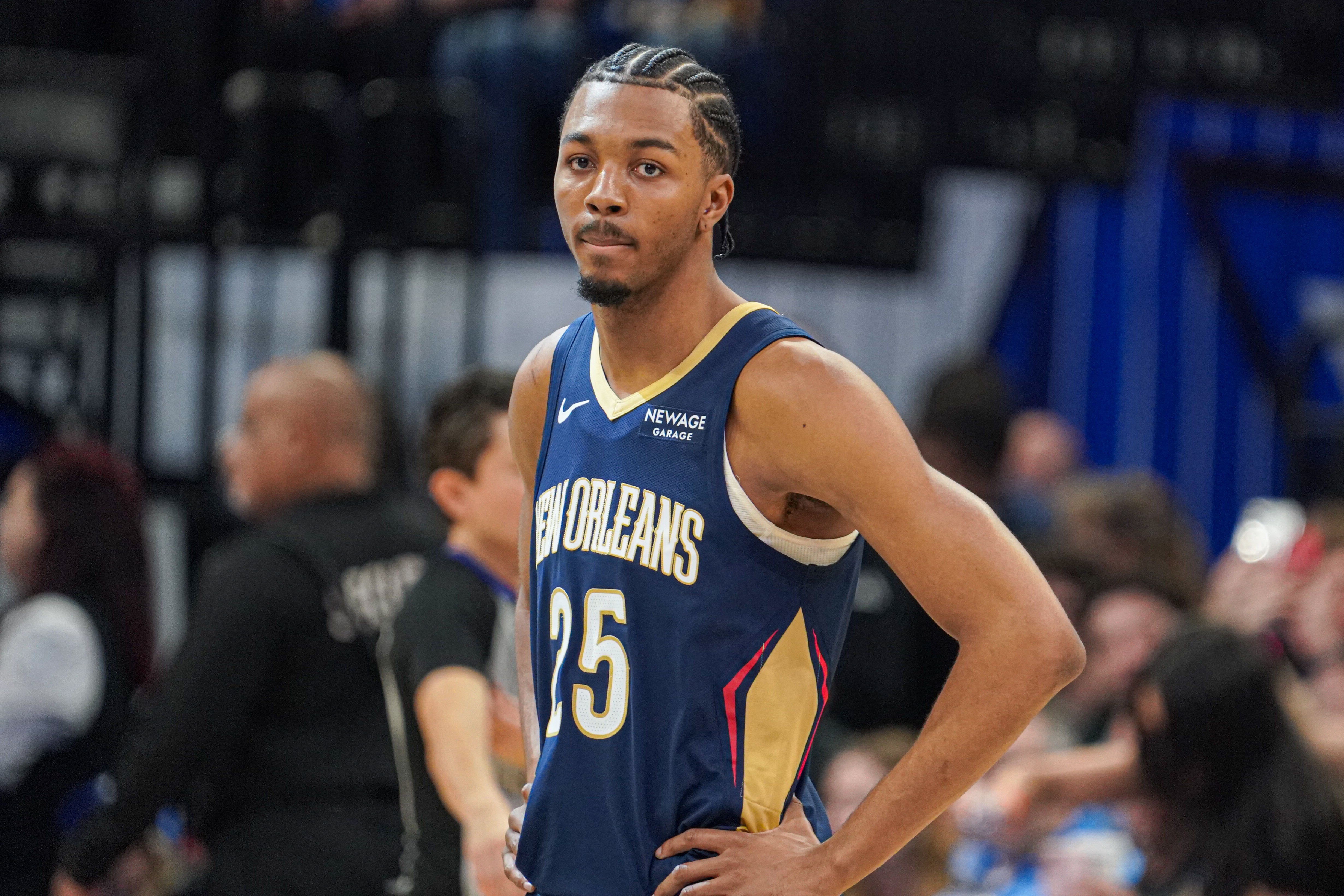 开云体育官网-勇士报价四首轮！可库里即将38&amp;科尔合同年 字母哥愿意去勇士吗？