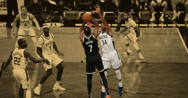 开云体育-33岁的杜兰特再攀高峰，靠的就是被时代遗弃的中投