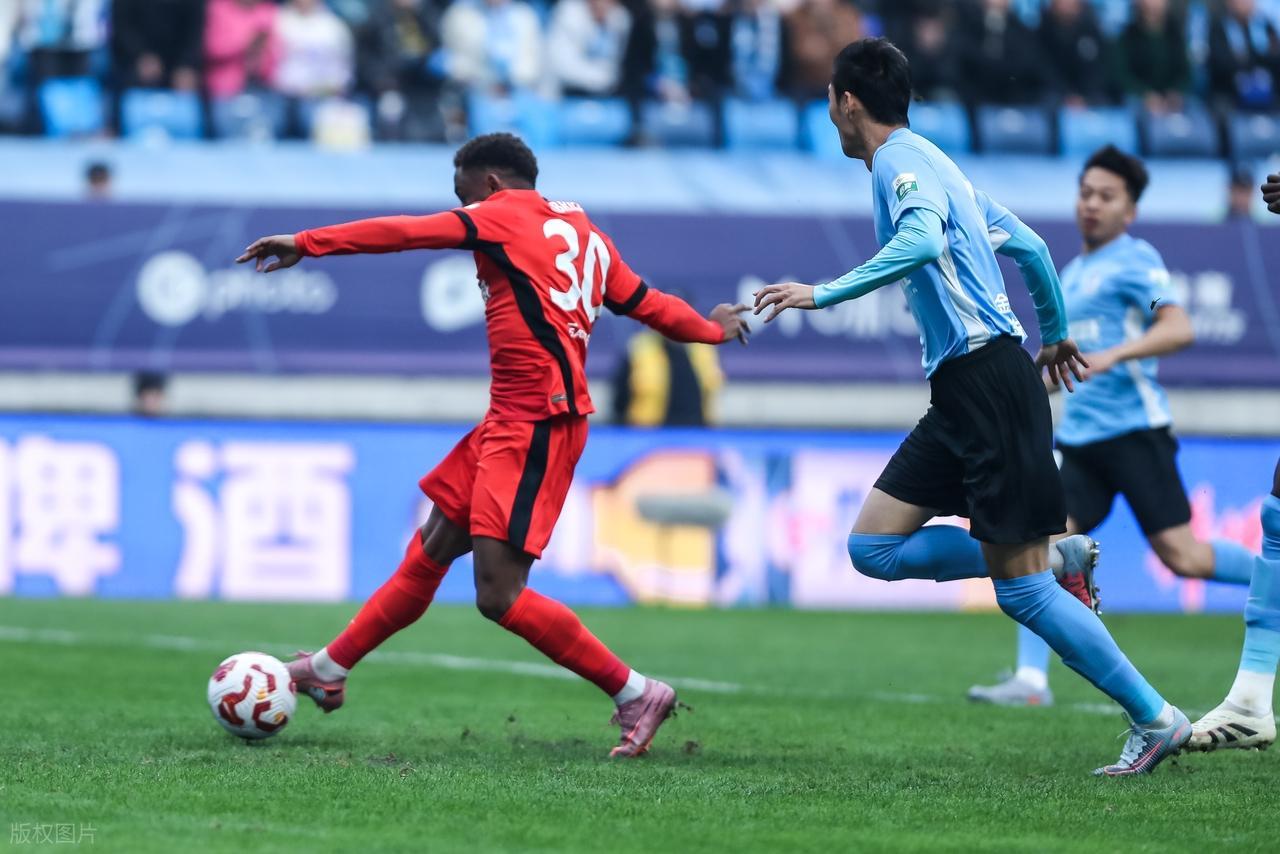 大反转！曝上港难留加布里埃尔，要求降价遭拒绝，国安或趁虚而入