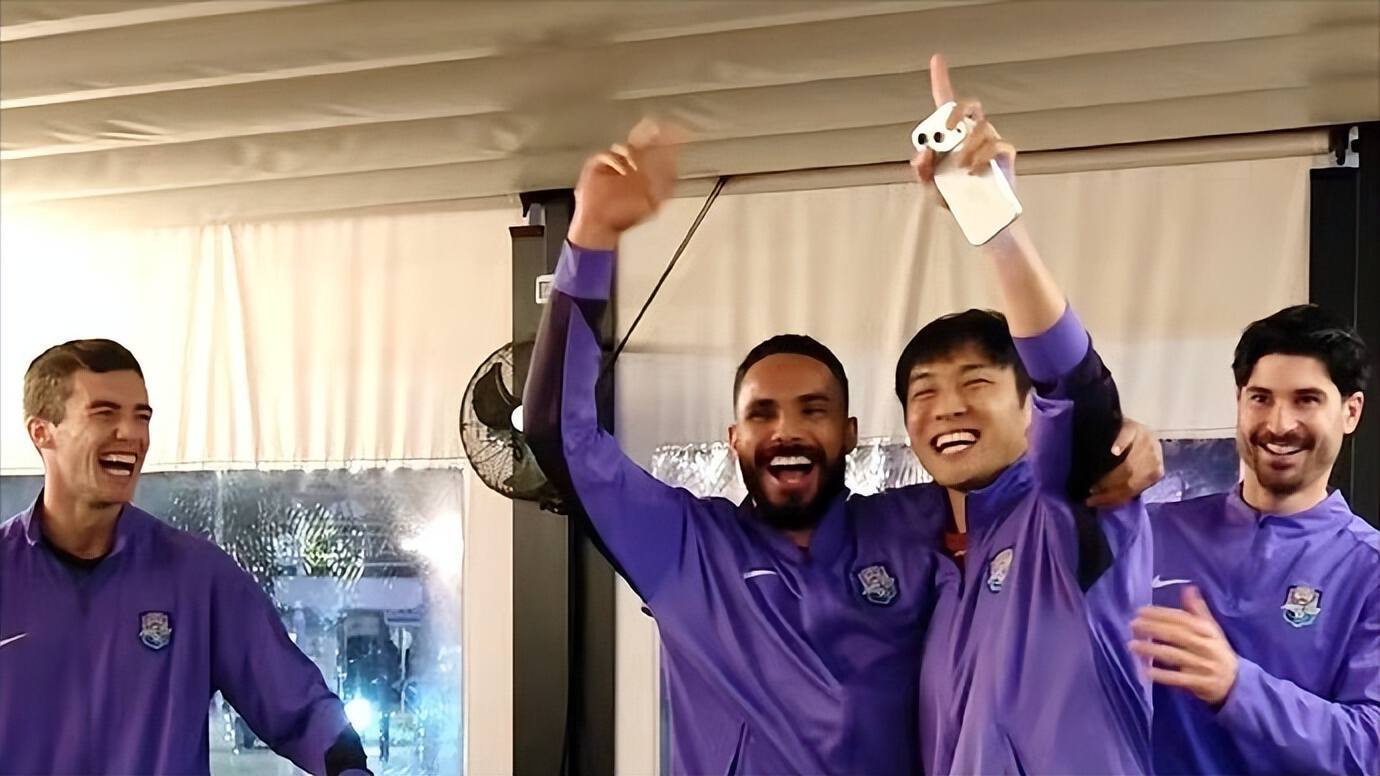 kaiyun体育官网-期待！新赛季于根伟押宝救火外援，新后腰未来将带队成功保级