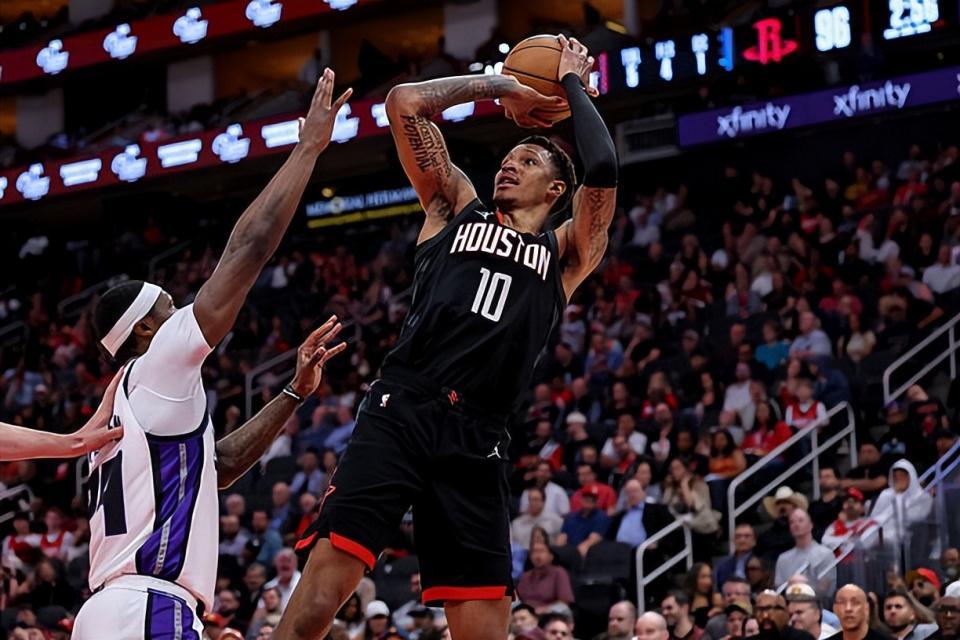 开云体育官网-不容易！火箭3D锋线新星终于打出了一场攻守兼备的全能型比赛？