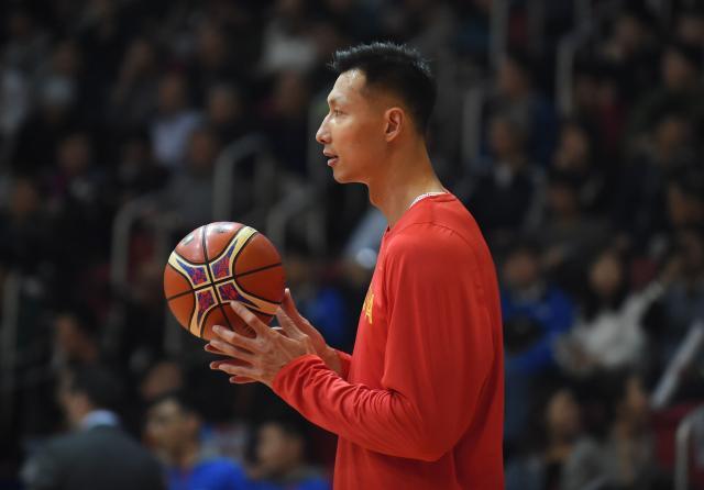 开云体育下载-【早报】皇萨文逼退欧足联！英超Big6“投降”却被罚…